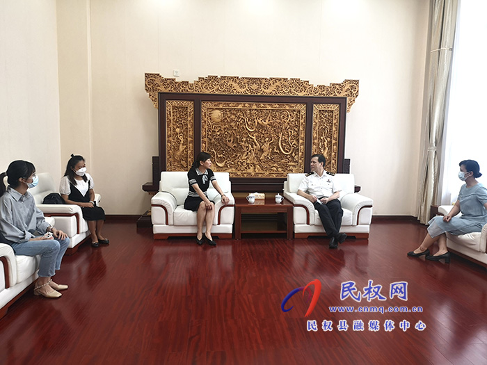 縣委常委、副縣長于茜同鄭州海關(guān)領(lǐng)導(dǎo)到南寧海關(guān)調(diào)研