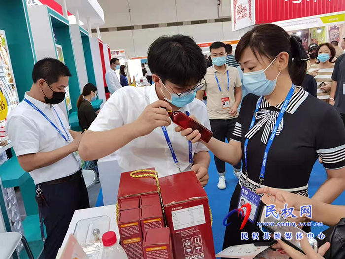縣委常委、副縣長于茜帶隊(duì)赴廣西南寧參加第十九屆東盟博覽會