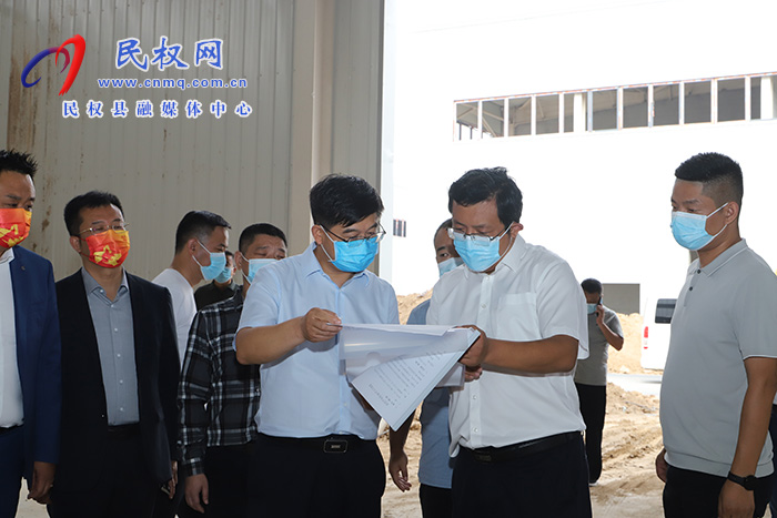 縣委書記張團(tuán)結(jié)調(diào)研重點(diǎn)項(xiàng)目建設(shè)進(jìn)展情況