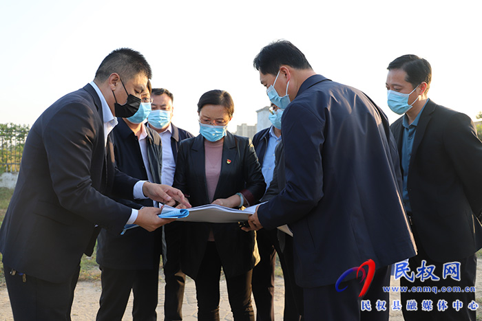 縣委副書記、縣長王靜嫻查看重點項目建設(shè)情況