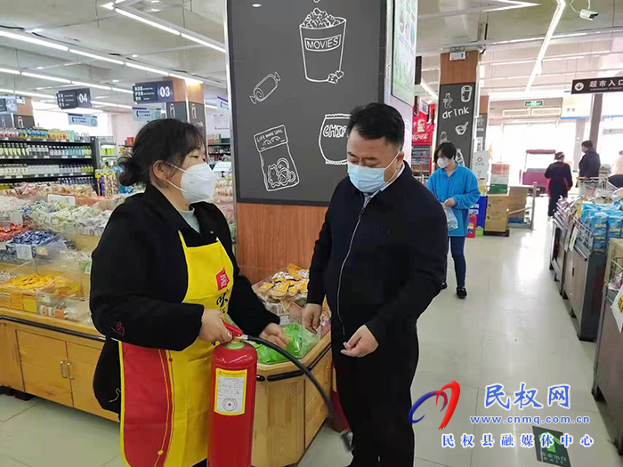 縣商務(wù)局深入企業(yè)開展安全生產(chǎn)和疫情防控專項(xiàng)檢查