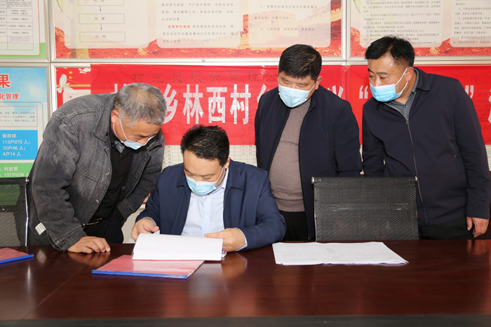 縣委常委、組織部長(zhǎng)王義彬到林七鄉(xiāng)督導(dǎo)疫情防控工作