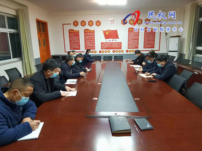 縣委常委、宣傳部長、副縣長畢道喜督導(dǎo)校園疫情防控工作