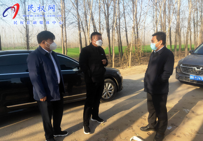 縣委常委、縣委辦公室主任吳杰到野崗鎮(zhèn)督導(dǎo)疫情防控工作