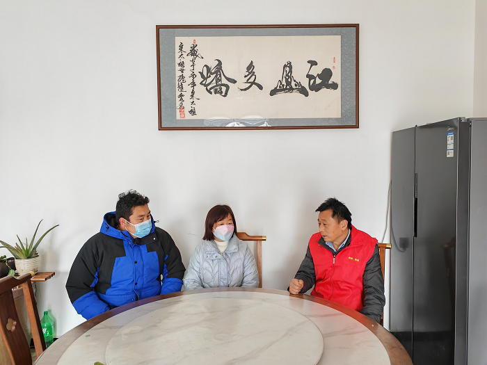 縣財政局開展慰問道德模范和身邊好人志愿服務活動