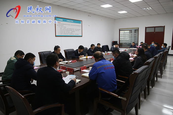 省政府拼搶“開門紅”第四督導(dǎo)和服務(wù)工作組組長，省人力資源和社會(huì)保障廳黨組書記、廳長丁同民到我縣開展督導(dǎo)和服務(wù)工作