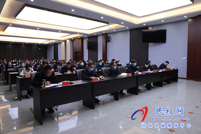 我縣組織收聽收看市委理論學(xué)習(xí)中心組集體學(xué)習(xí)（擴大）報告會（第十七期商丘大講堂）