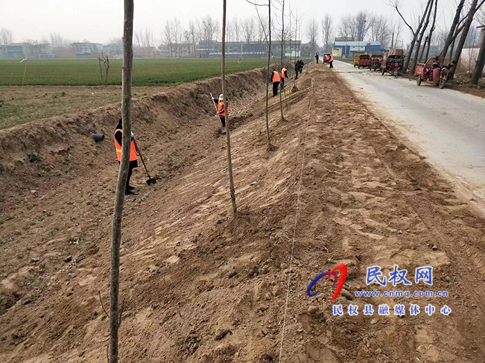 孫六鎮(zhèn)：多措并舉做好“四好公路”維護養(yǎng)護工作
