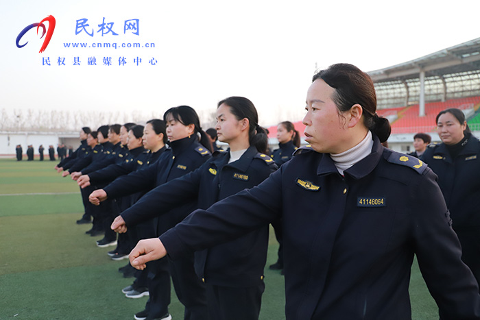 民權(quán)縣城市管理局:開展“強(qiáng)基礎(chǔ) 轉(zhuǎn)作風(fēng) 樹形象”軍事化訓(xùn)練活動(dòng)?