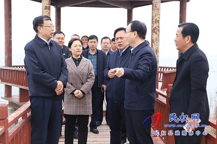 黃河水利委員會(huì)河南黃河河務(wù)局一級(jí)巡視員姚自京一行蒞民調(diào)研水利工程、黃河故道工作