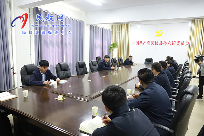 市人大常委會(huì)副主任、縣委書記張團(tuán)結(jié)調(diào)研督導(dǎo)違法違規(guī)占用耕地整治工作