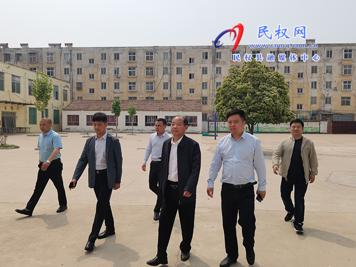 縣人大常委會教工委對我縣農(nóng)村教育發(fā)展現(xiàn)狀進(jìn)行走訪摸底