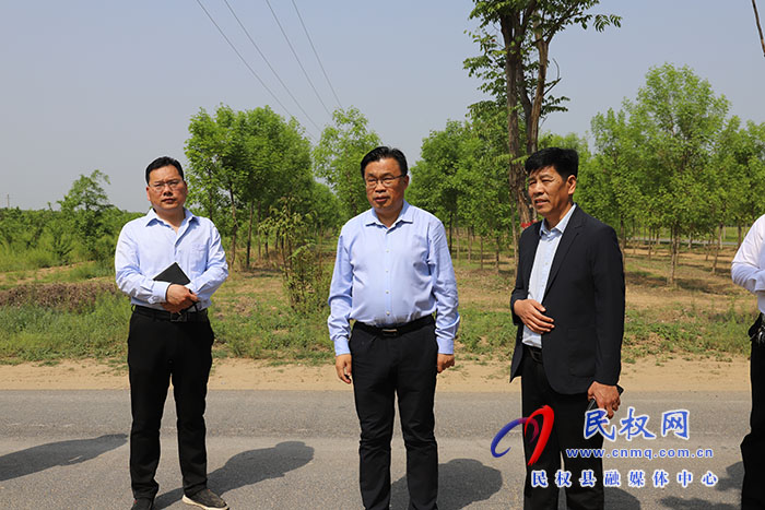 縣領(lǐng)導(dǎo)畢道喜調(diào)研中國·民權(quán)第七屆槐花文化系列活動(dòng)線路和場地等工作