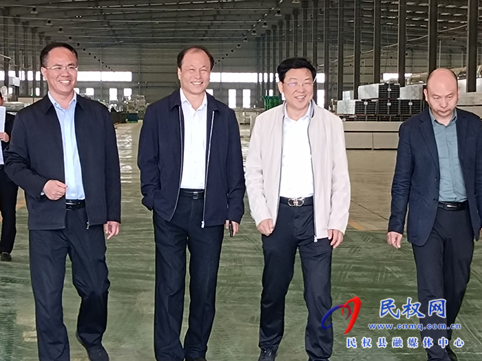新鄉(xiāng)市人大社會建設(shè)委員會副主任田發(fā)銀蒞民調(diào)研企業(yè)科技創(chuàng)新工作