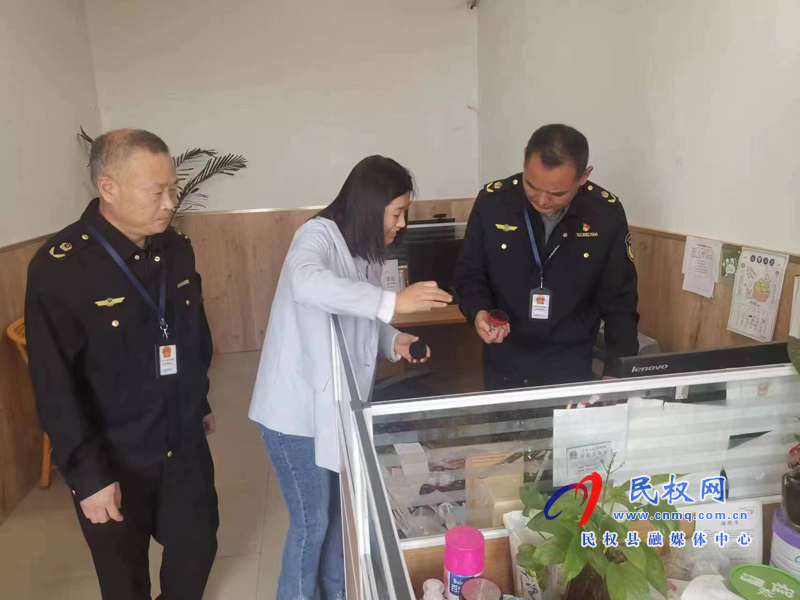 民權(quán)縣交通運輸局 開展跨部門聯(lián)合執(zhí)法檢查