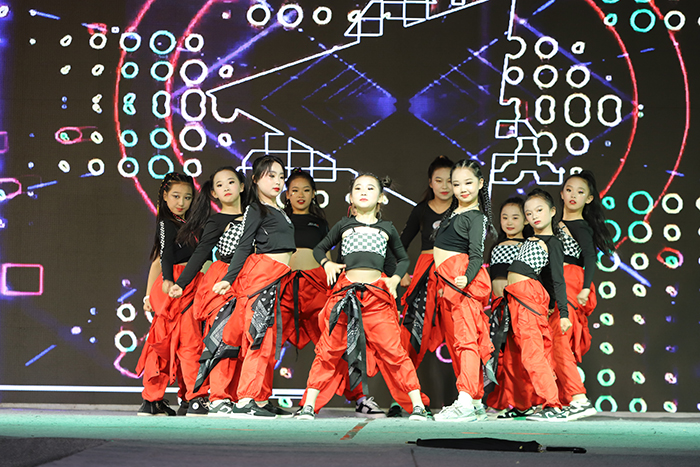 民權(quán)求實小學(xué)第六屆“向美而行，逐夢未來”校園文化藝術(shù)節(jié)圓滿落幕