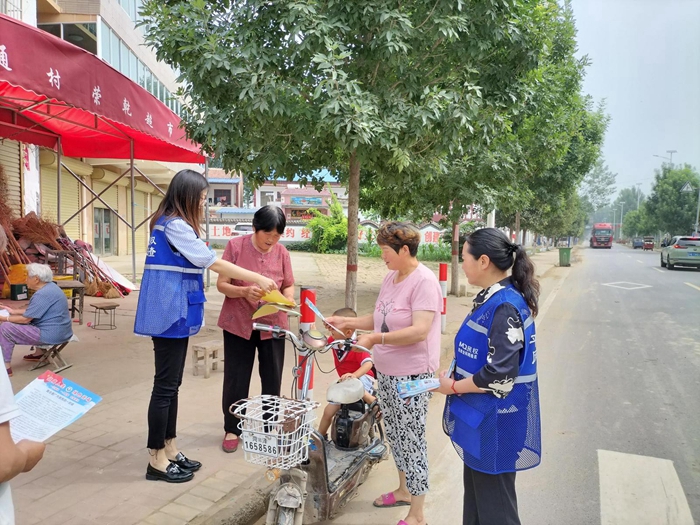 莊子鎮(zhèn)開展禁毒宣傳“進(jìn)萬家”活動