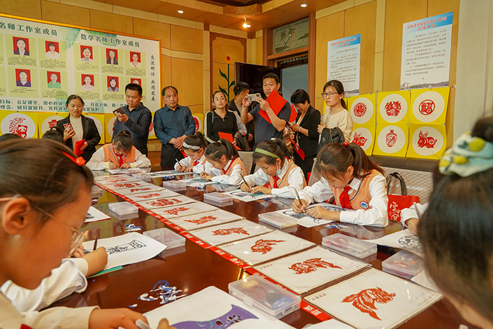 落實(shí)立德樹(shù)人根本任務(wù) 積極打造文明和諧校園