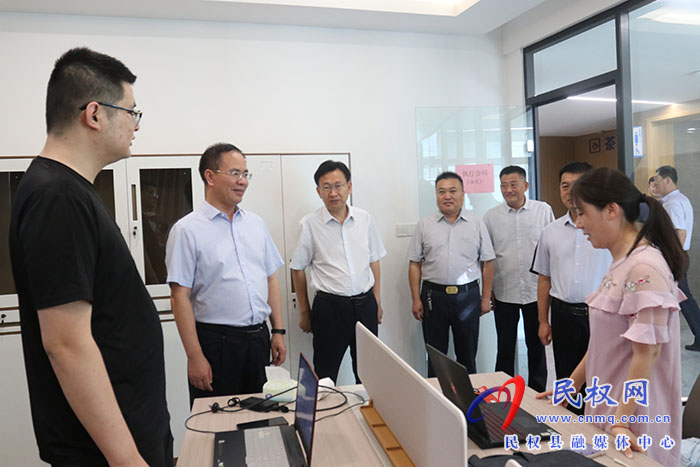 縣委副書記、代縣長王景義督導迎接全省營商環(huán)境測評工作進展情況