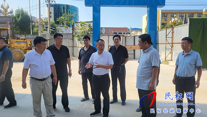 縣政協(xié)主席周明河實地督導(dǎo)問題樓盤處置化解工作