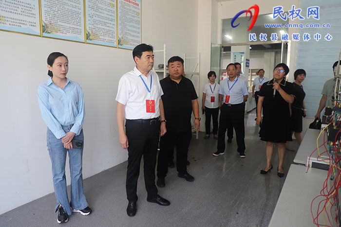 縣人大常委會(huì)開展貫徹落實(shí)就業(yè)促進(jìn)“一法一條例”情況檢查調(diào)研
