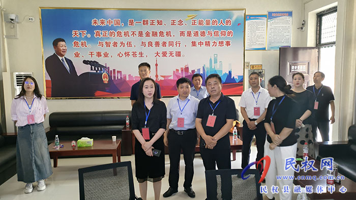 副縣長朱琳巡視指導公開招聘筆試考場