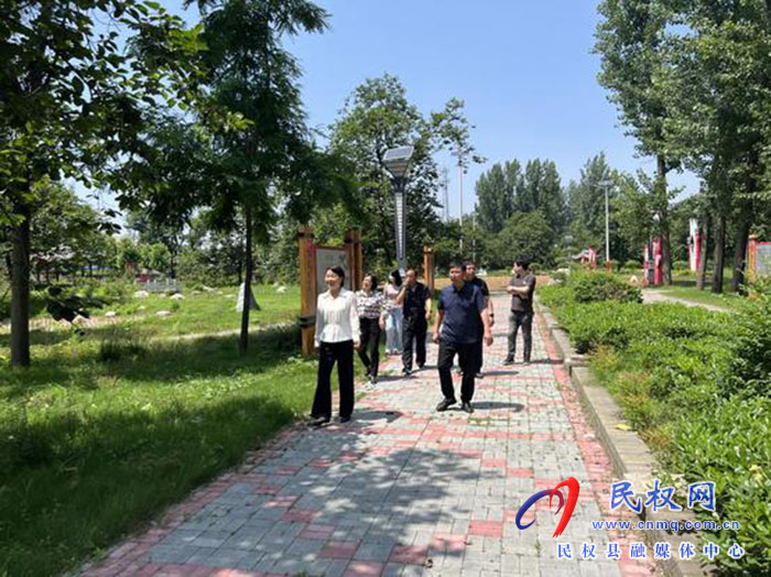 民權(quán)縣住建局：提升村民住房建筑風(fēng)貌，強(qiáng)化合理使用農(nóng)房設(shè)計(jì)圖集建房