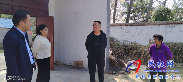 縣人大常委會(huì)副主任李勇到伯黨鄉(xiāng)調(diào)研督導(dǎo)鞏固拓展脫貧攻堅(jiān)成果同鄉(xiāng)村振興有效工作