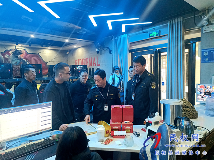 民權(quán)縣文化廣電旅游局開展文化市場“雙隨機(jī)、一公開”跨部門聯(lián)合檢查