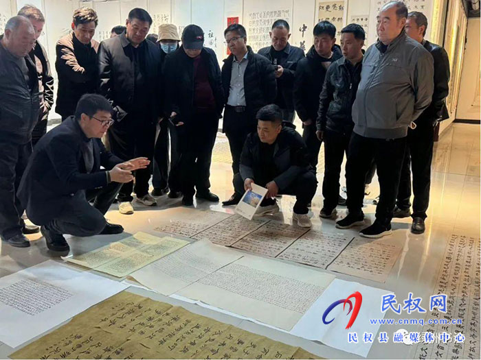 民權(quán)縣文聯(lián)邀請(qǐng)中書(shū)協(xié)會(huì)員、商丘市書(shū)法家協(xié)會(huì)副主席王文博老師點(diǎn)評(píng)書(shū)法作品
