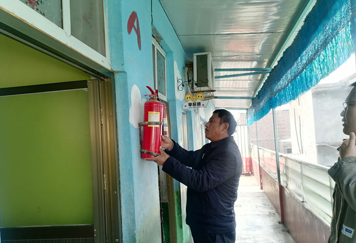北關(guān)鎮(zhèn)：開(kāi)展消防安全大檢查，助力創(chuàng)建“平安法治星”