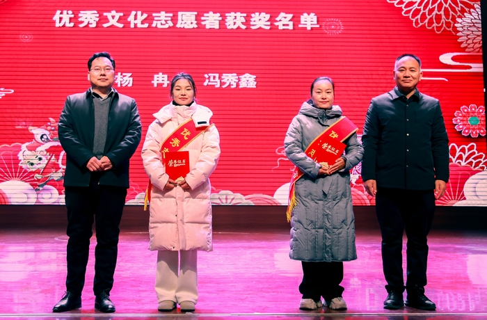 民權(quán)縣圖書館舉辦“禮贊新時代 奮進新征程”慶元旦迎新春詩歌朗誦會