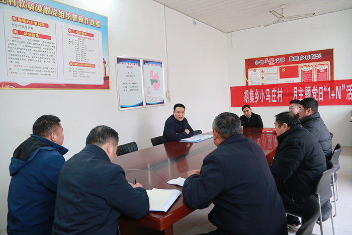 縣委常委、組織部長王義彬到胡集鄉(xiāng)小馬莊村調(diào)研指導(dǎo)軟弱渙散村黨組織整頓工作