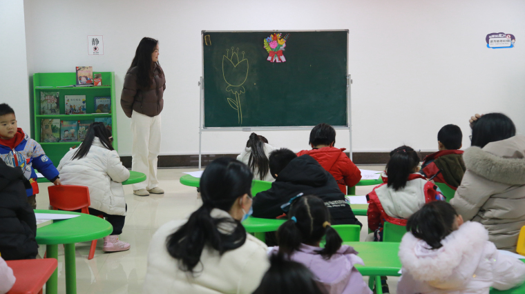 民權(quán)縣圖書館舉辦2024年第三期“畫從書中來——閱繪悅美”公益繪畫培訓(xùn)（總第8期）