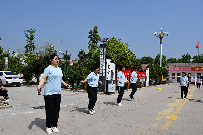 健康生活 快樂工作：民權(quán)縣人和鎮(zhèn)春季職工運(yùn)動會召開啦！