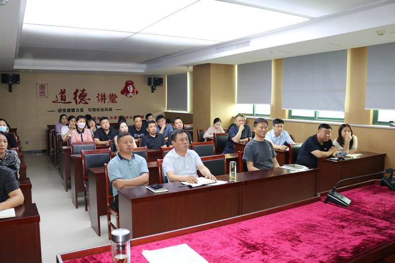 民權(quán)縣人社局召開(kāi)黨紀(jì)學(xué)習(xí)教育警示教育會(huì)
