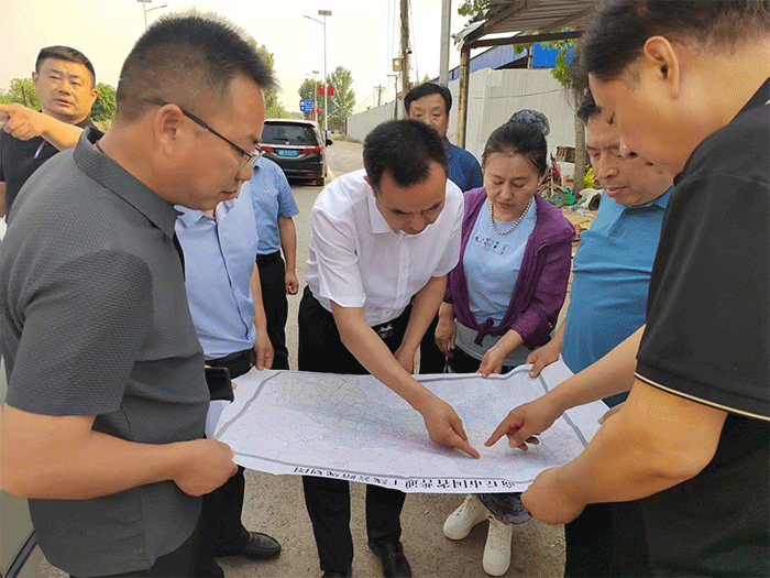   市公路事業(yè)發(fā)展中心黨委書記、主任馬登峰到我縣調(diào)研國道220豫魯省界出入口項(xiàng)目