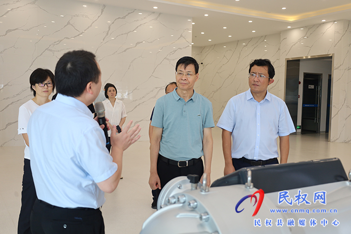 省政府辦公廳副主任、一級巡視員張發(fā)成到民調(diào)研企業(yè)發(fā)展情況