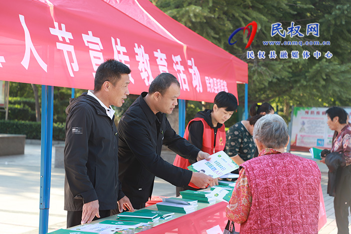我縣舉行第 67 屆國際聾人節(jié)宣傳教育活動