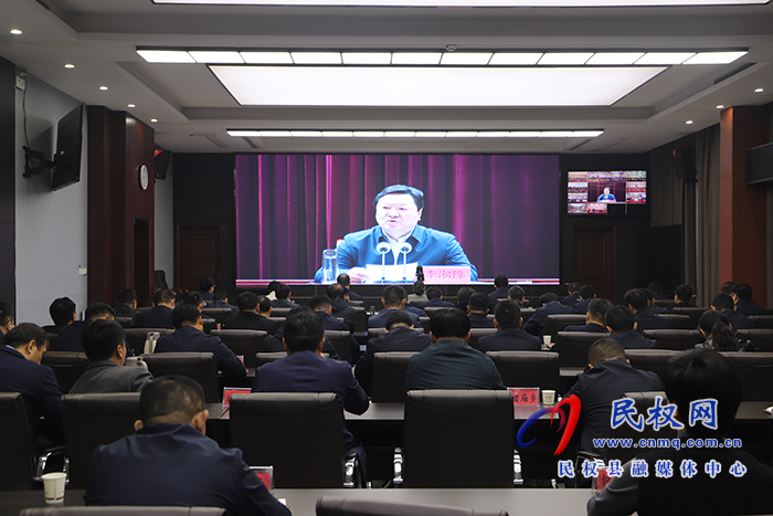 我縣組織收聽收看全市制造業(yè)強(qiáng)市電視電話會(huì)議