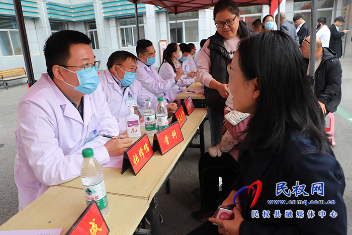 薪火百廿載 健康向未來(lái)——河南省人民醫(yī)院名醫(yī)名家送健康義診活動(dòng)（民權(quán)站）舉行