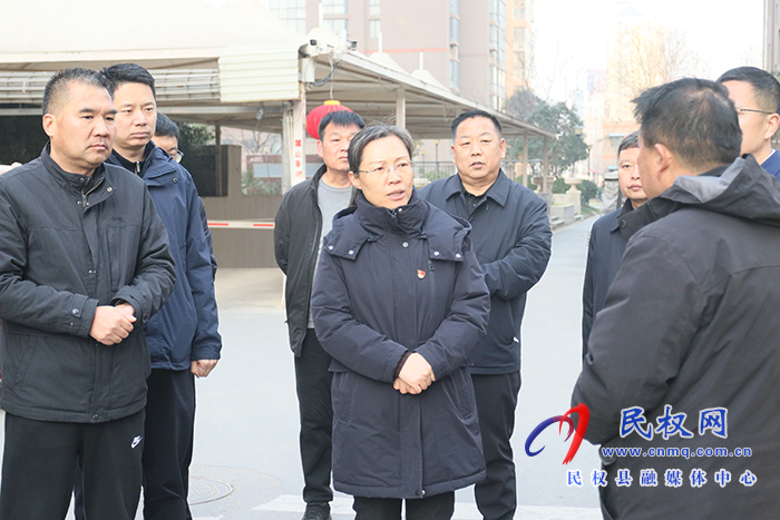 縣委書記王靜嫻調(diào)研節(jié)前市場供應(yīng)和安全生產(chǎn)工作