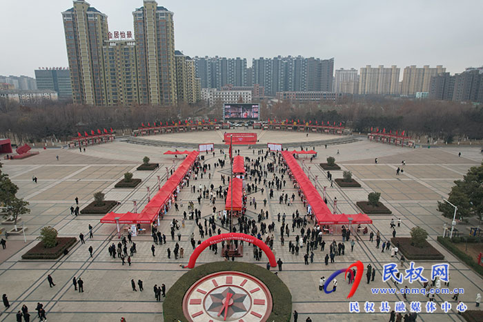 民權(quán)縣2025年春風(fēng)行動大型招聘會舉行