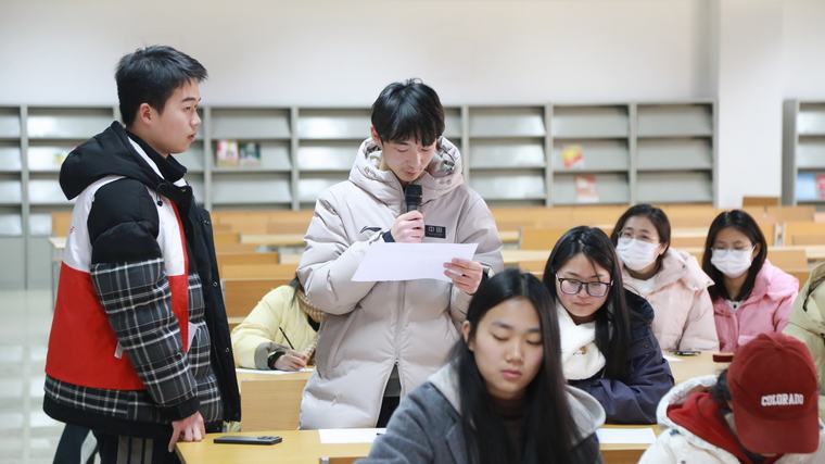 民權(quán)縣舉辦第四期青年讀書會