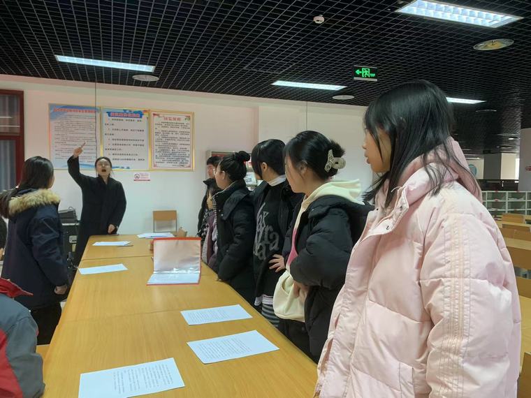 民權(quán)縣圖書館舉辦2025年第一期“快樂繪本劇 傳承誦經(jīng)典”閱讀活動（總第33期）