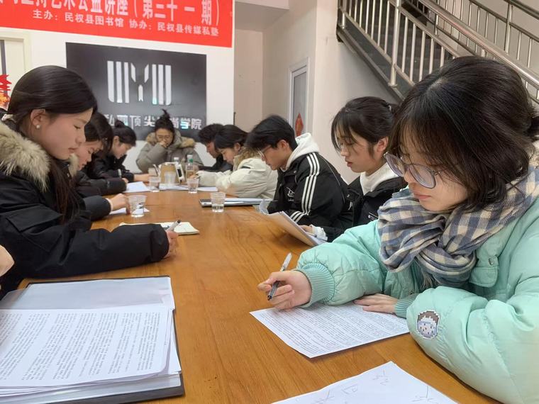 民權縣圖書館舉辦2025年第六期播音與主持藝術公益講座（總第31期）