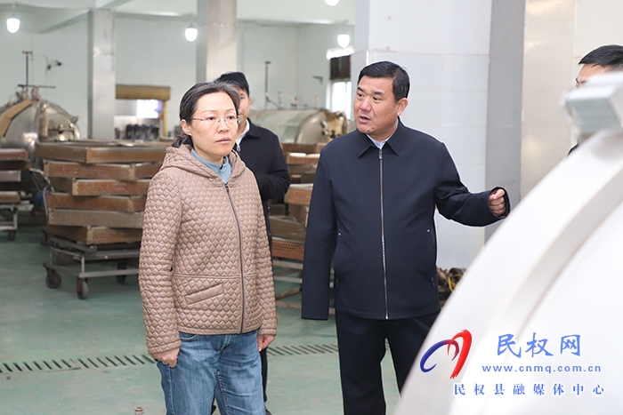 縣委書記王靜嫻調(diào)研食品安全和產(chǎn)品質(zhì)量安全工作