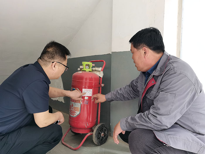 民權(quán)縣：深入糧食加工企業(yè)開(kāi)展安全生產(chǎn)隱患監(jiān)督檢查