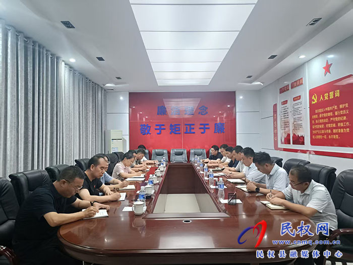 縣委書記王靜嫻調研企業(yè)生產(chǎn)運行情況