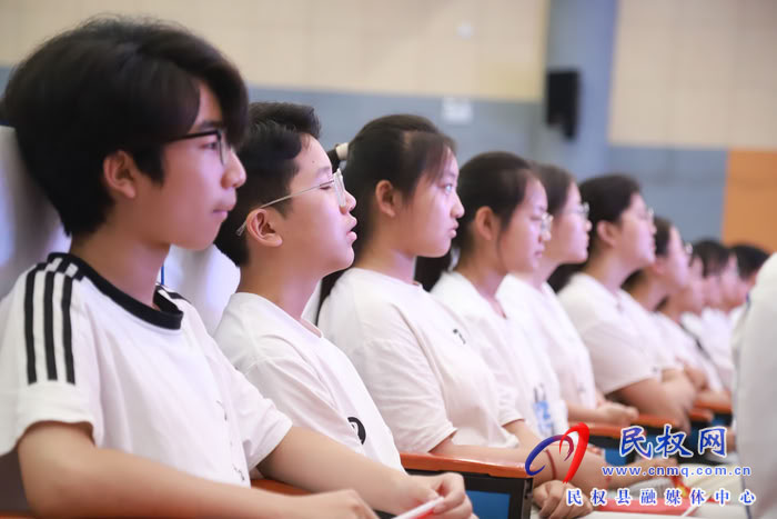 黨的創(chuàng)新理論宣講暨“出彩河南人”楷模發(fā)布廳走進民權(quán)